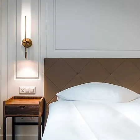 Hotel Reine Victoria 4*