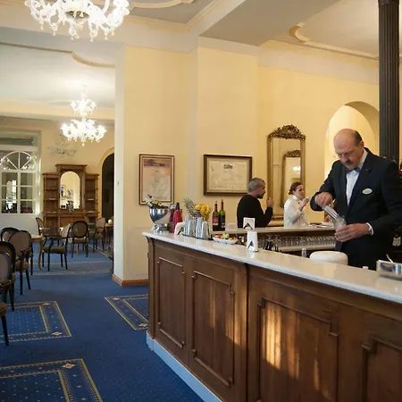 Hotel Reine Victoria By Laudinella St. Moritz