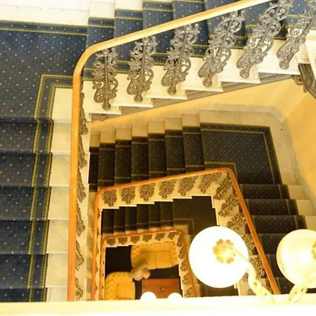 Hotel Reine Victoria By Laudinella St. Moritz