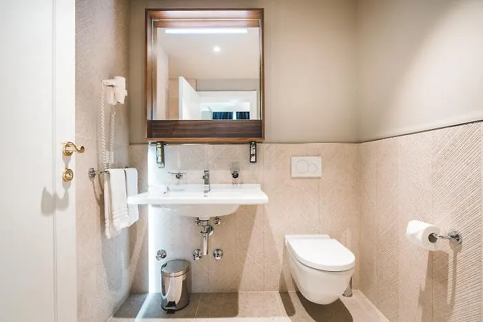 Hotel Reine Victoria