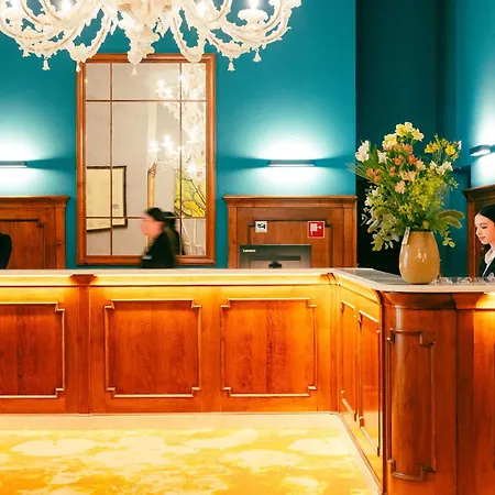 Reine Victoria 호텔